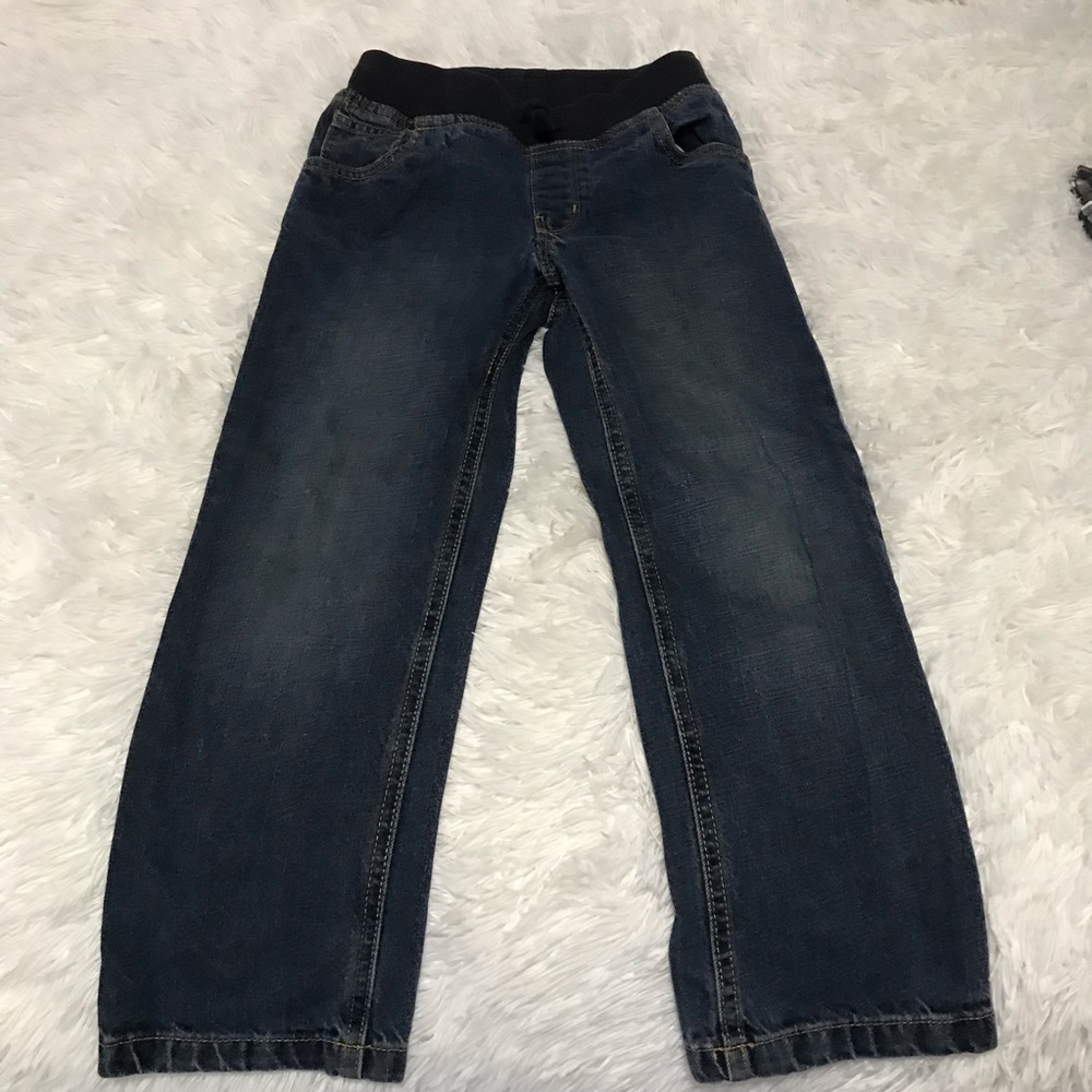 Boys Gymboree jeans with comfy stretchy waist!